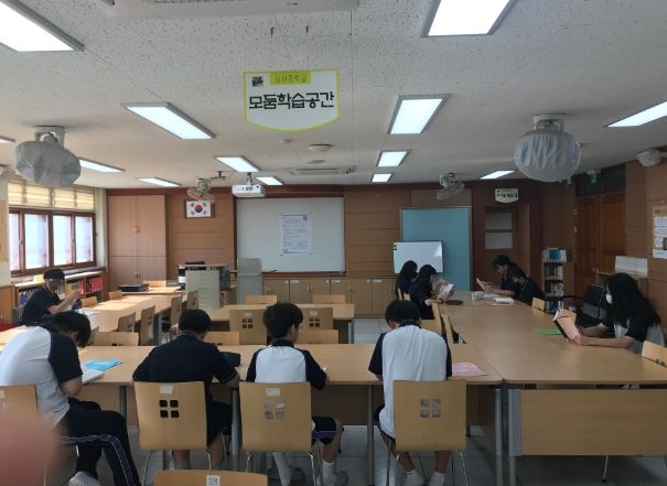 ‘북모닝 미래in 아침독서’운영