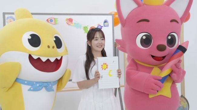 윤하 ‘핑크퐁의 크레파스' 출연 확정