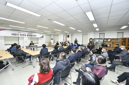 지난 15일 열린 북변동, 걸포동 입주민들을 위한 설명회에 시민들이 적극적으로 참여하고 있다.