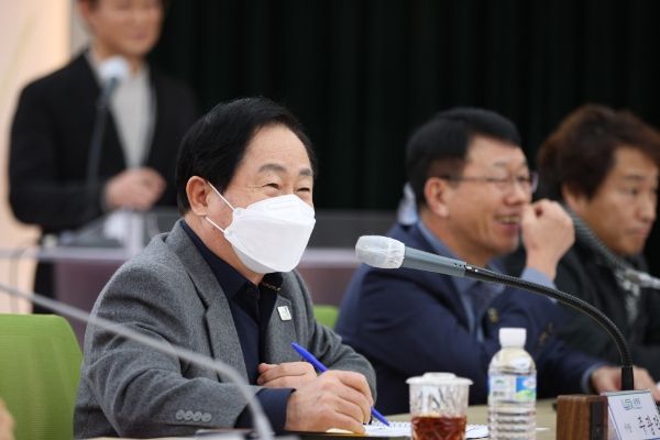 주광덕 남양주시장, 평내호평발전위원회와 간담회 가져“평내·호평 현안을 위해 소통 이어갈 것”