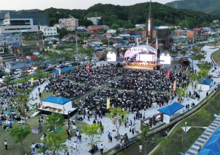 청평역 1979에서 열리는 뮤직페스티벌