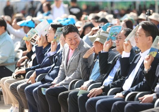 김진경 경기도의회 의장 “자랑스런 시흥시민의 화합과 단결 기원”