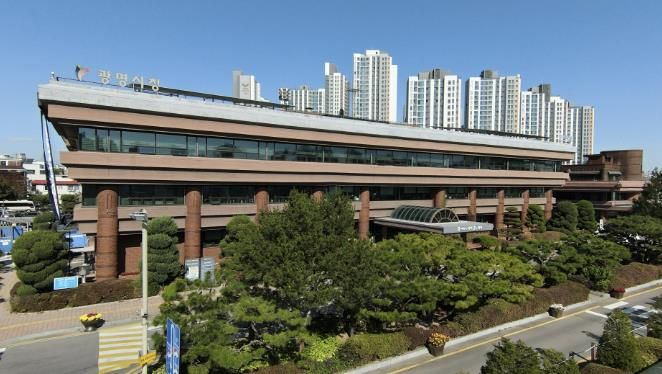 시청 전경