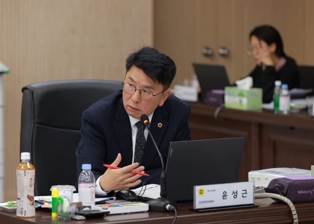 경기도의회 안전행정위원회 윤성근 부위원장