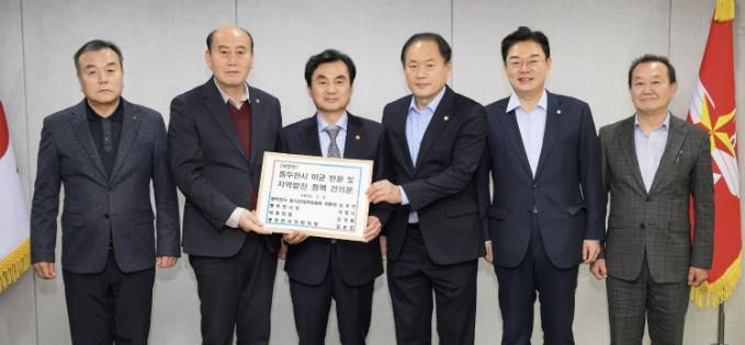 동두천시, 국방부장관 면담 통해 미군공여지 반환·국가산업단지 등 5대 현안 건의